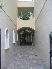 Domus050811-09-s.jpg